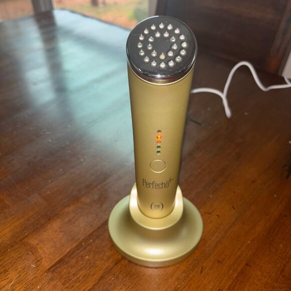 Zero Gravity Perfectio Anti-Aging Facial Infrared Device - Picture 2 of 6